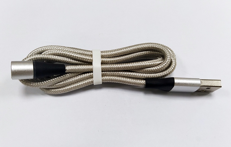 5.6-尼龍磁吸數(shù)據(jù)線01