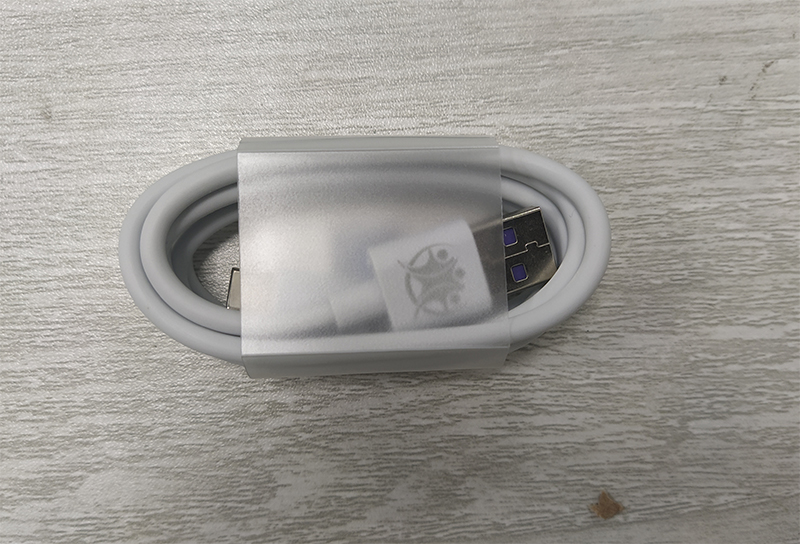 蘋果灰Type-C數(shù)據(jù)線